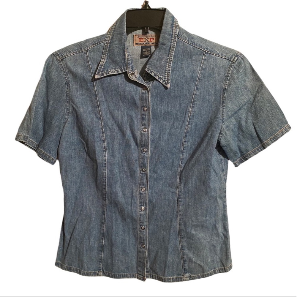 Express Vintage Short Sleeve Denim Snap Front Shirt Medium
